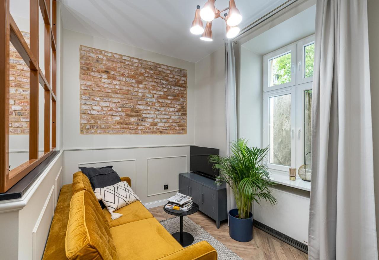 Househost Apartment : Topolowa 26/17 Krakow Exterior photo